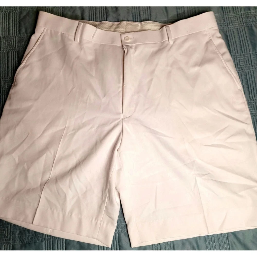 Louis Raphael Golf Shorts Mens 38 White Flat Front Casual Outdoor Casual